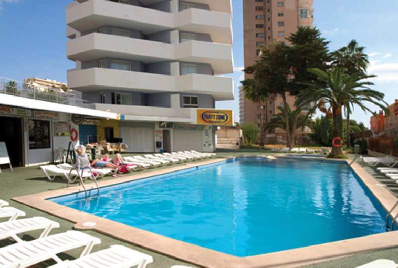 Apts Magalluf Playa (Adults Only) Hotell Exteriör bild